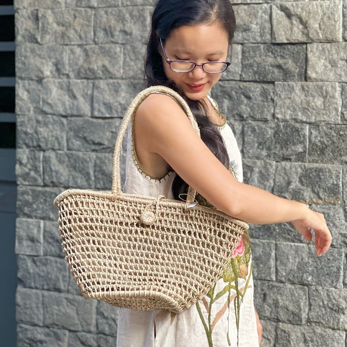 ĐỒNG TIỀN NGŨ SẮC - Túi Tote Cói Abaca Móc Macrame Cỡ Lớn