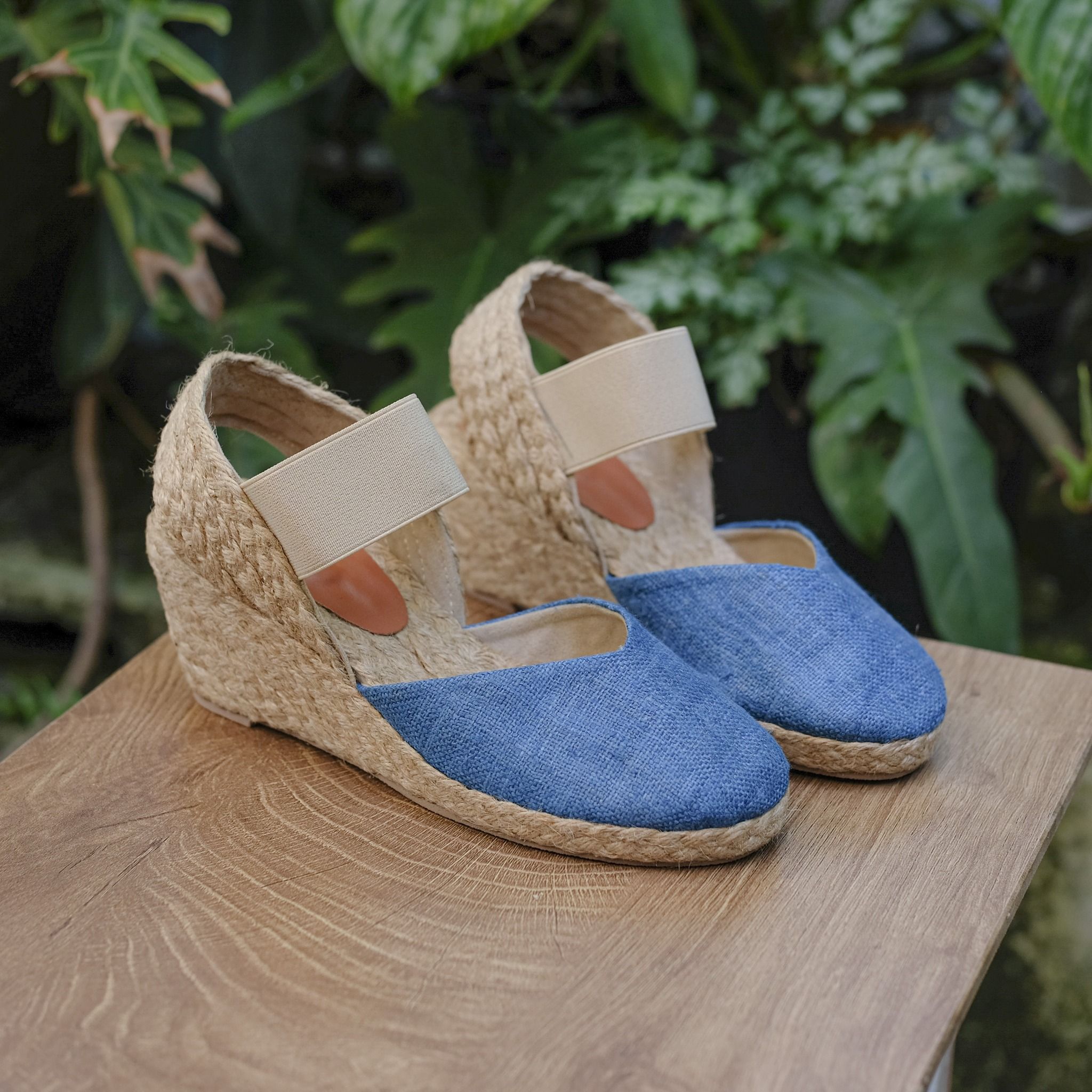 MỘC BÌNH - Đế Xuồng Cói Phối Vải Hemp Kín Mũi Quai Thun 6cm