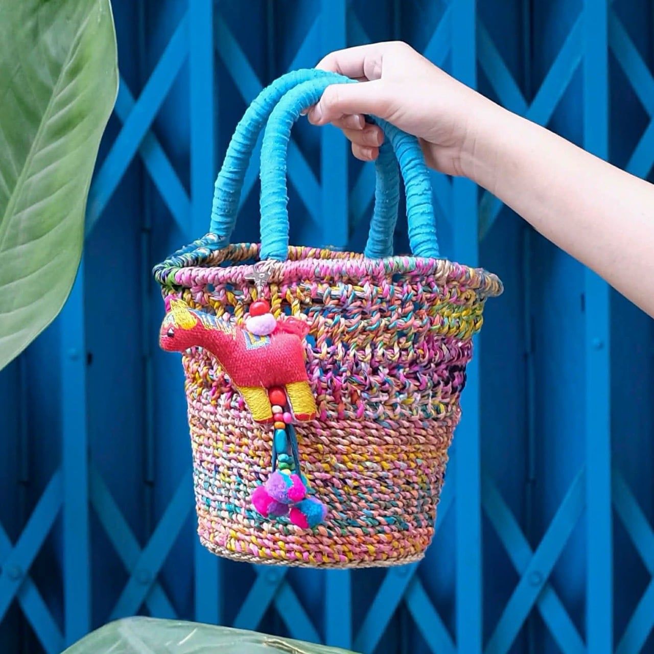 Túi Cói Abaca Dáng Trụ Kết Lưới Nhiều Màu - NGÔ ĐỒNG