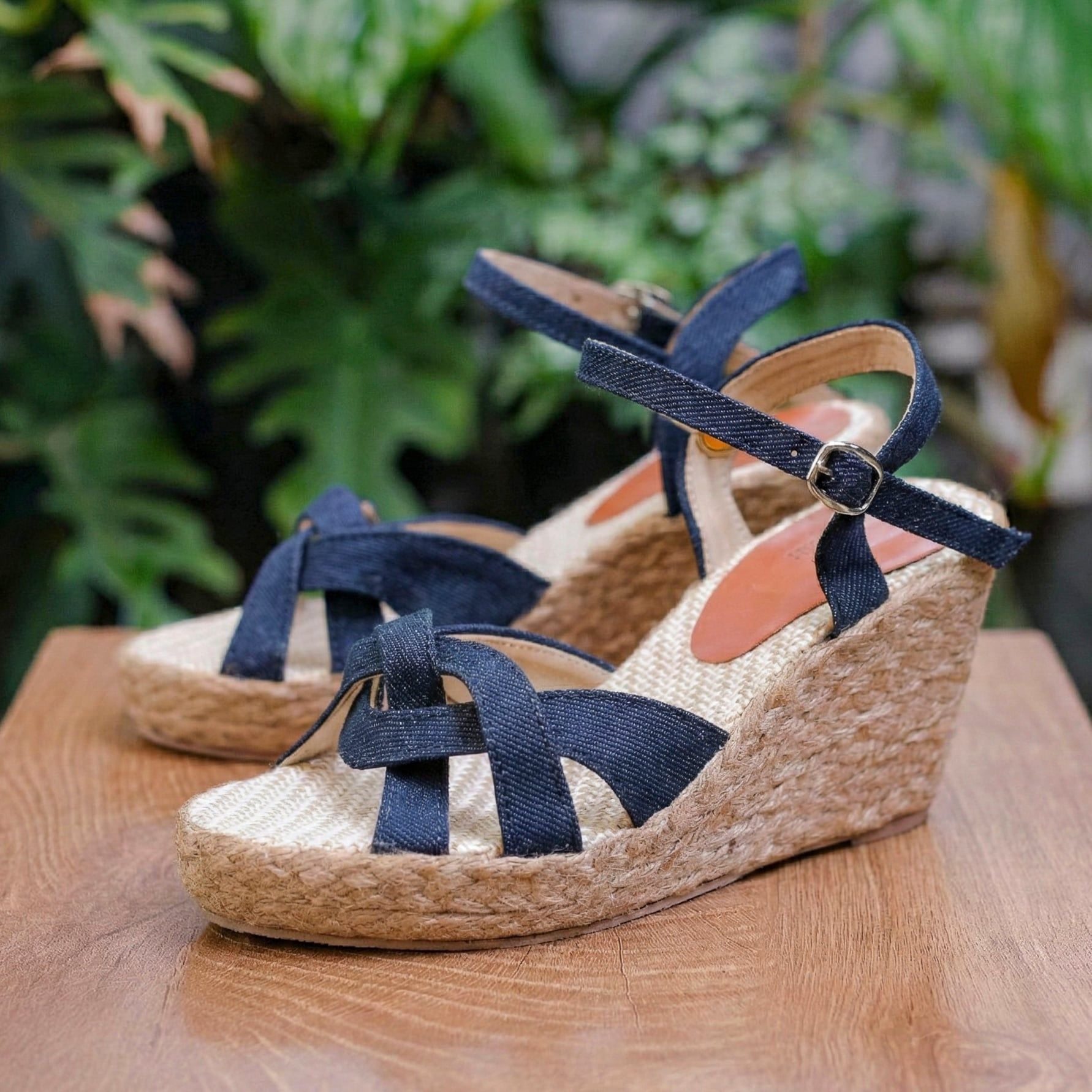 THANH NGUYÊN - Sandal Cói Đế Xuồng Quai Đan Họa Tiết 8cm