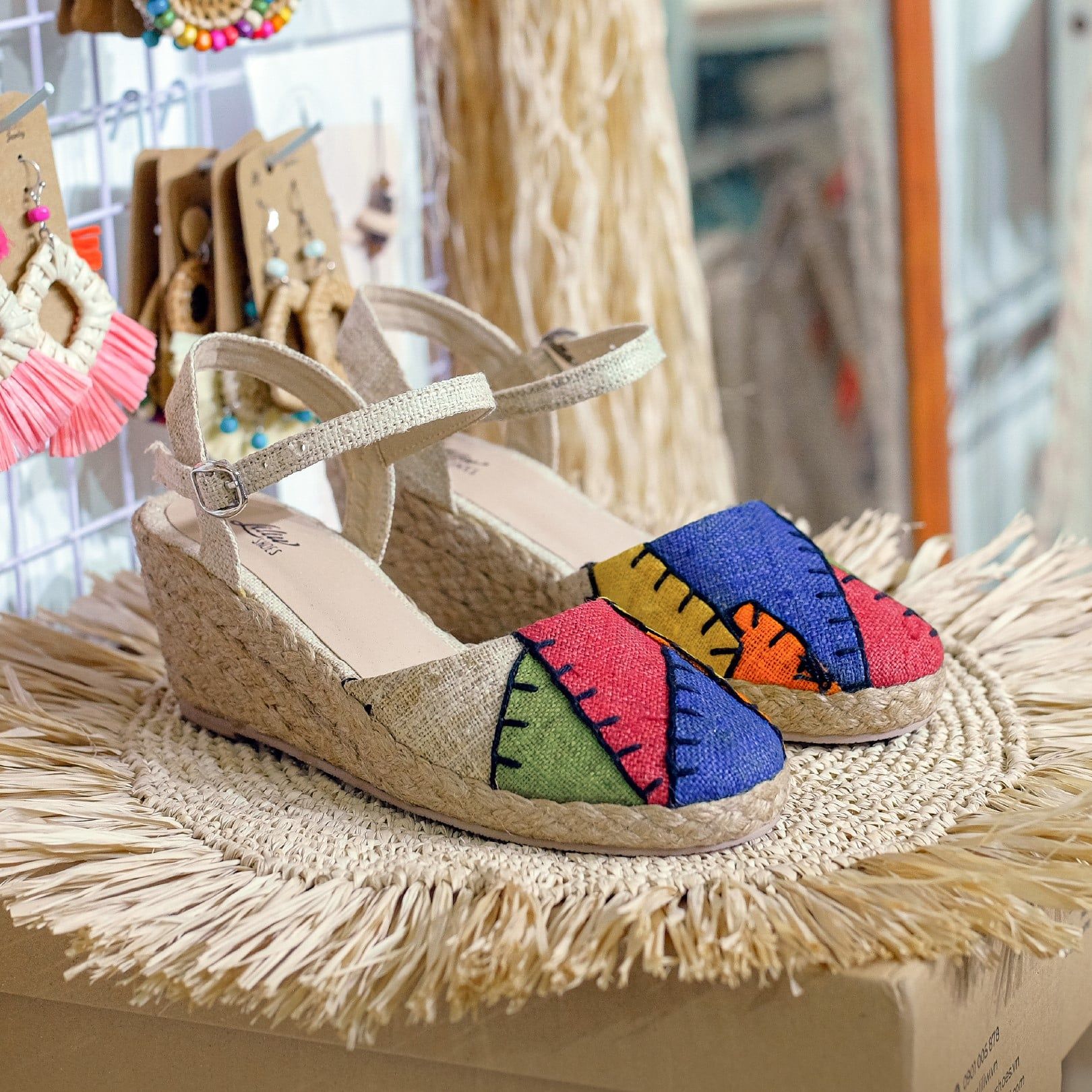 MINH TÚ THẤP - Đế Xuồng Cói Thêu Ghép Vải Hemp Nhiều Màu 6cm