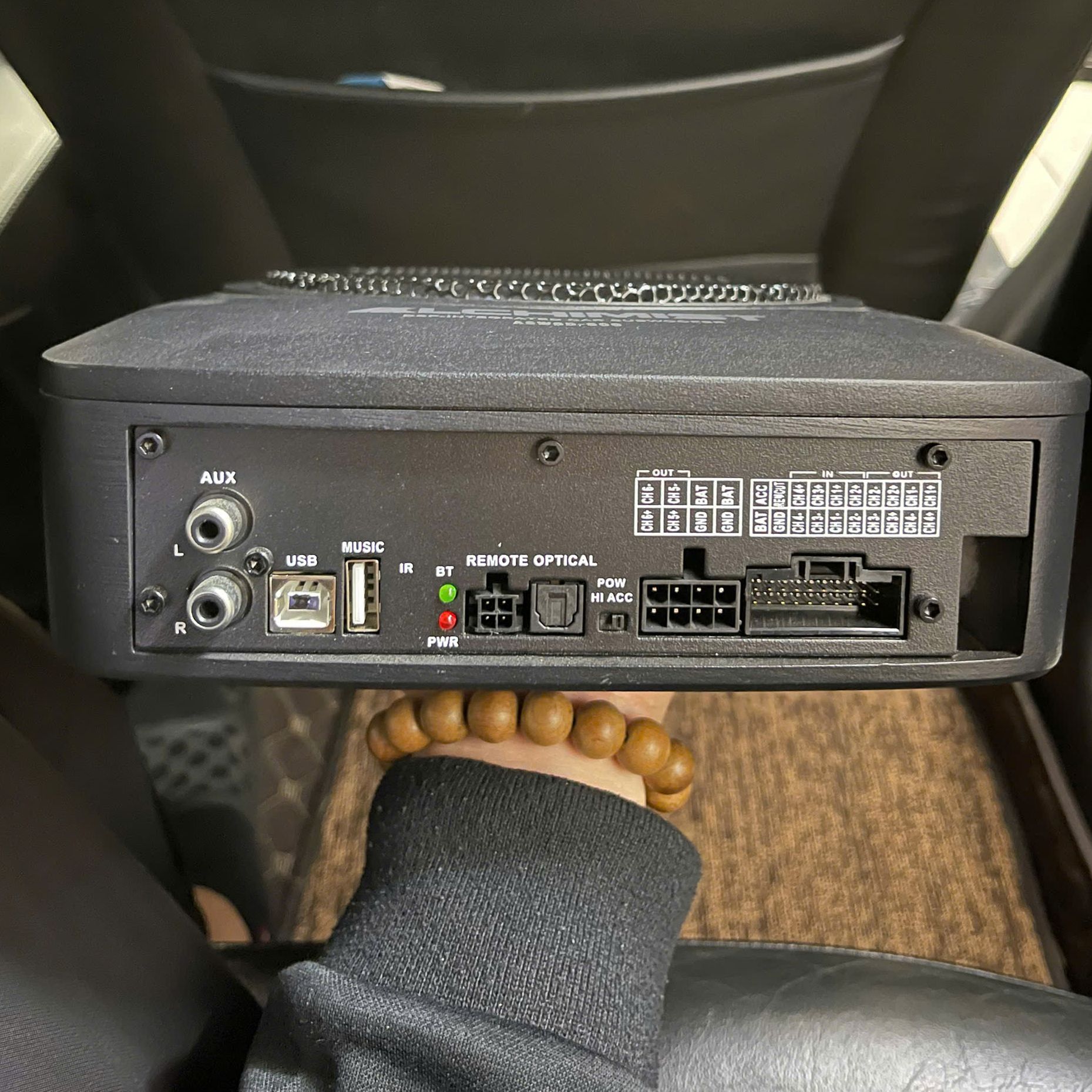 Loa Sub Ô tô Liền DSP Khuếch Đại Âm Thanh Alchimist ASW6D-900