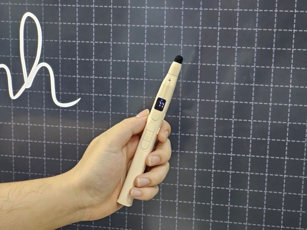 Bút điều khiển trình chiếu đa năng SZ82