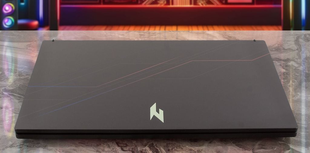 Laptop Acer Nitro V 15 Gaming ANV15-52-58P7 (Core 5 210H, 16GB RAM, 512GB SSD, RTX 4050 6GB, 15.6