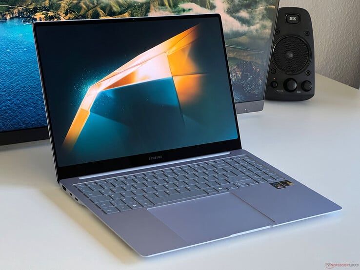 Laptop Samsung Galaxy Book4 Edge 16 (Snapdragon X Elite, RAM 16GB DDR5, SSD 512GB, Qualcomm® Adreno, 16