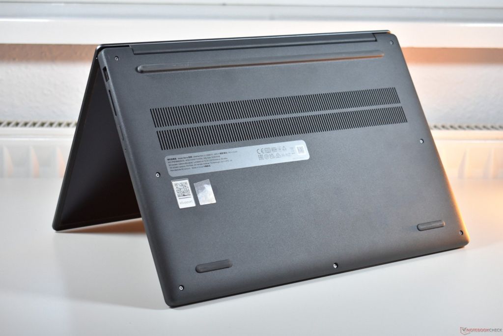 Laptop Lenovo IdeaPad Slim 3 15Q8X10 (Snapdragon X Plus, RAM 16GB, SSD 256GB, 15.3