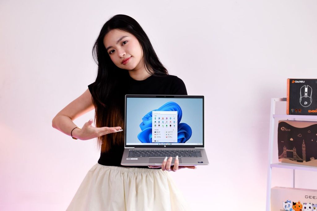 Laptop HP ProBook 440 G11 (Intel Core Ultra 7 155U, 32GB RAM, 1TB SSD, 14