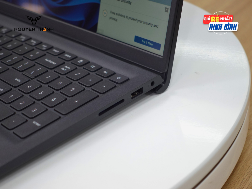 Laptop Dell 15 DC15250 (i7-1355U, 16GB RAM, 512GB SSD, 15.6