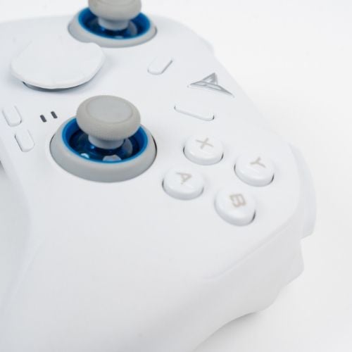 Tay cầm chơi game FLYDIGI Direwolf 4 – Wireless Gaming Controller
