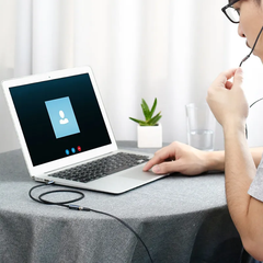 Cáp audio 3.5mm dài 3m dây bọc dù đầu bọc hợp kim Ugreen 10688 cao cấp