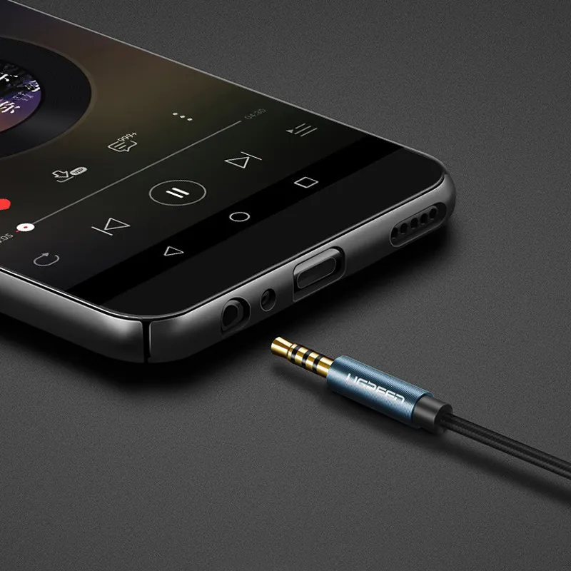 Cáp audio 3.5mm dài 3m dây bọc dù đầu bọc hợp kim Ugreen 10688 cao cấp