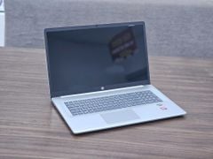 Laptop HP 17-cp2331ds (Ryzen 3 7320U, 8GB RAM, 256GB SSD, 17.3