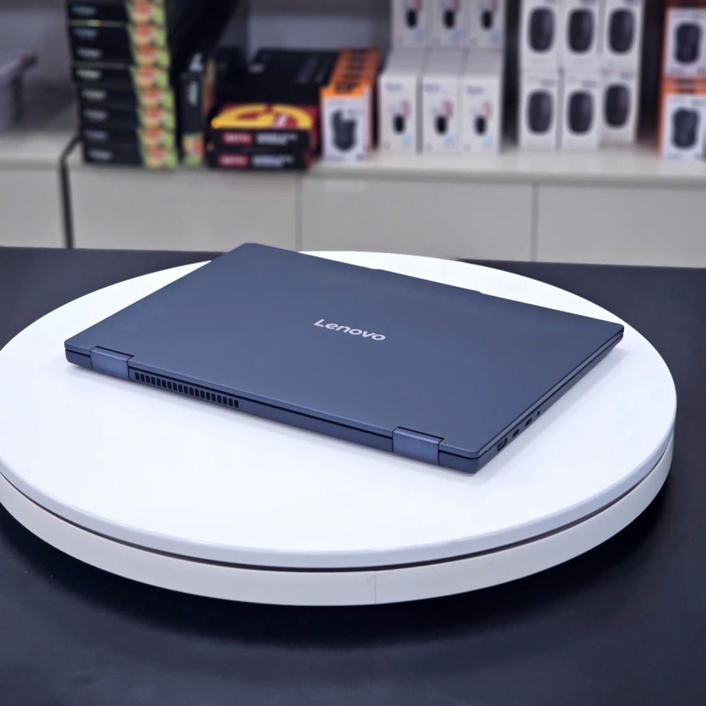 Laptop Lenovo IdeaPad 5 2-in-1 16IAL10 (Core Ultra 7 255U, 16GB RAM, 1TB SSD, 16.0