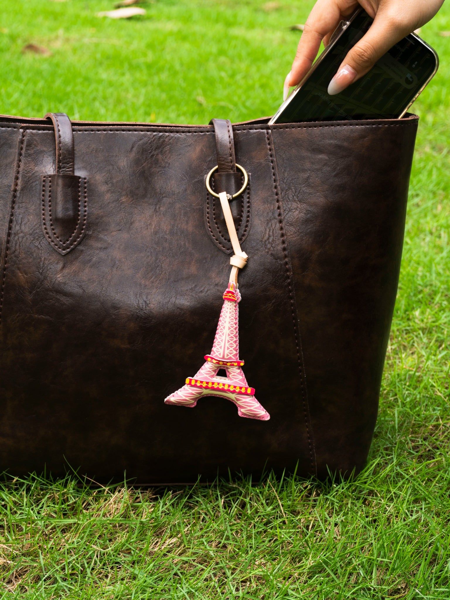  Bộ Sưu Tập Móc Khóa Da Địa Danh 