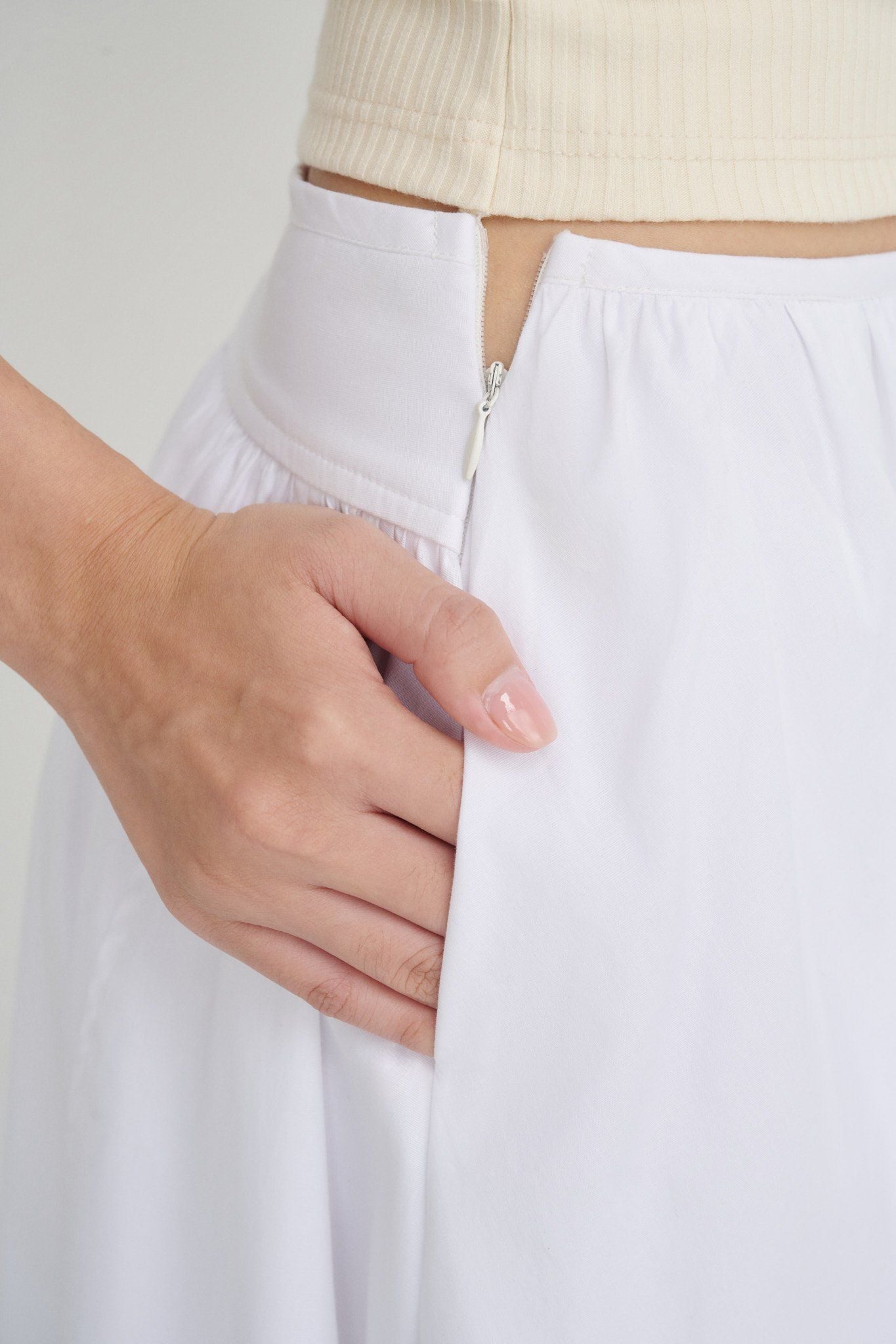  White Mid-length Skirt 