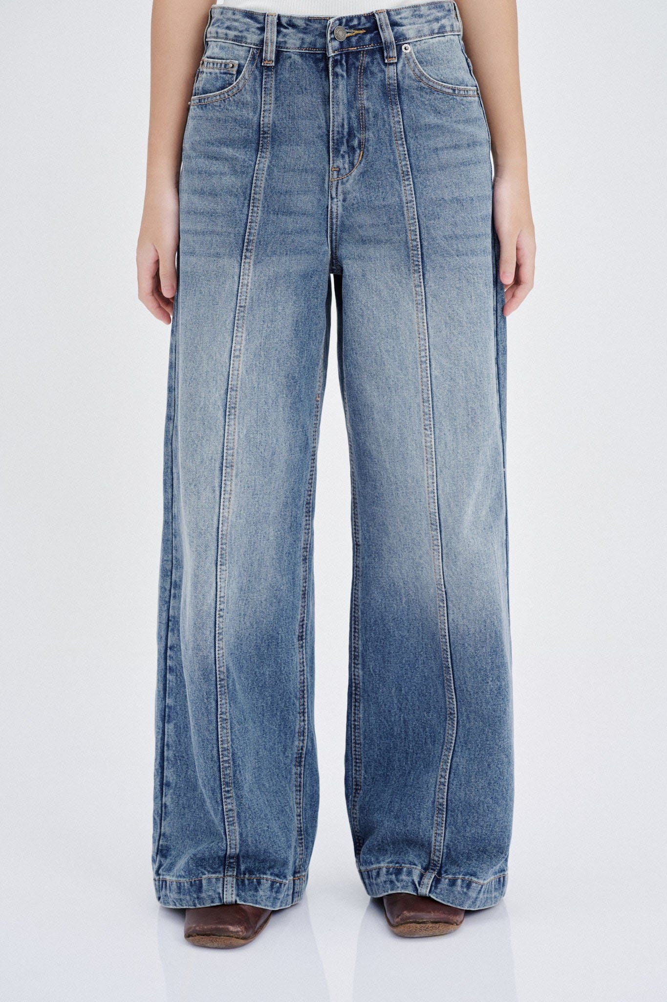  Mid Waist Panel Seam Wide Leg Jeans 