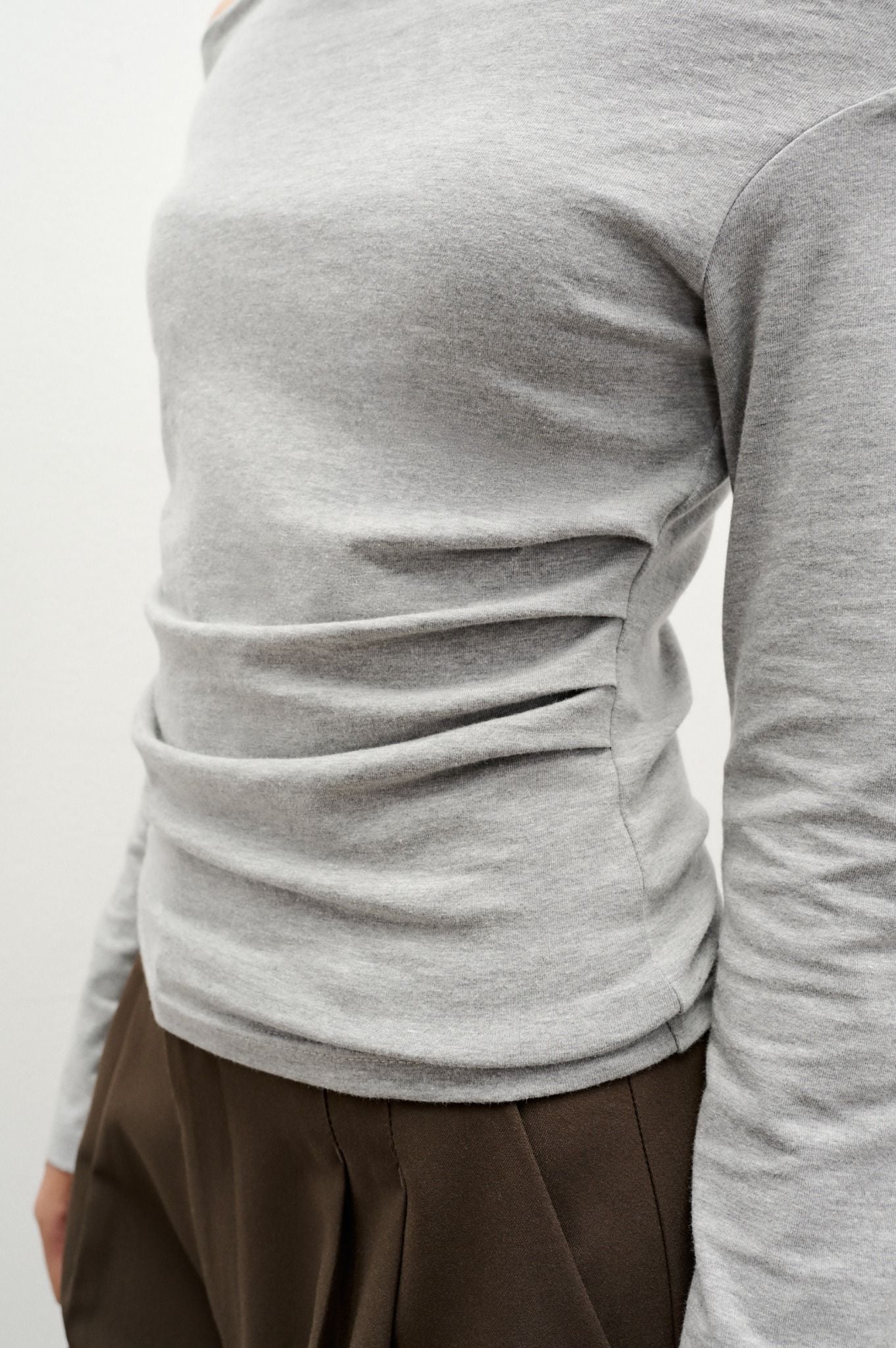  Áo kiểu - Grey Off Shoulder Top - LIBÉ 7278 