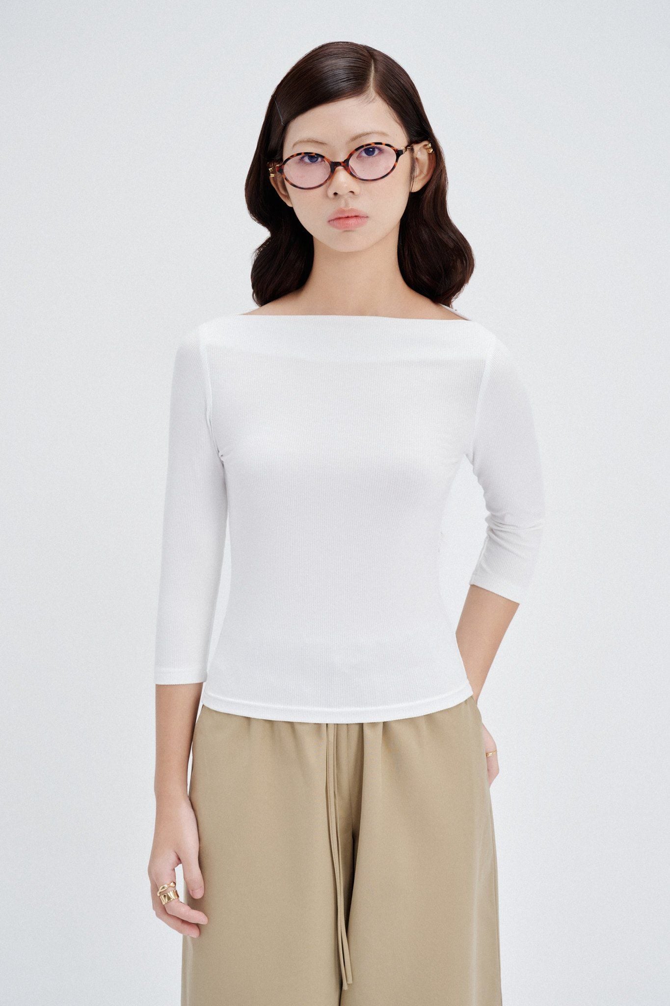  White Boat Neck Top 