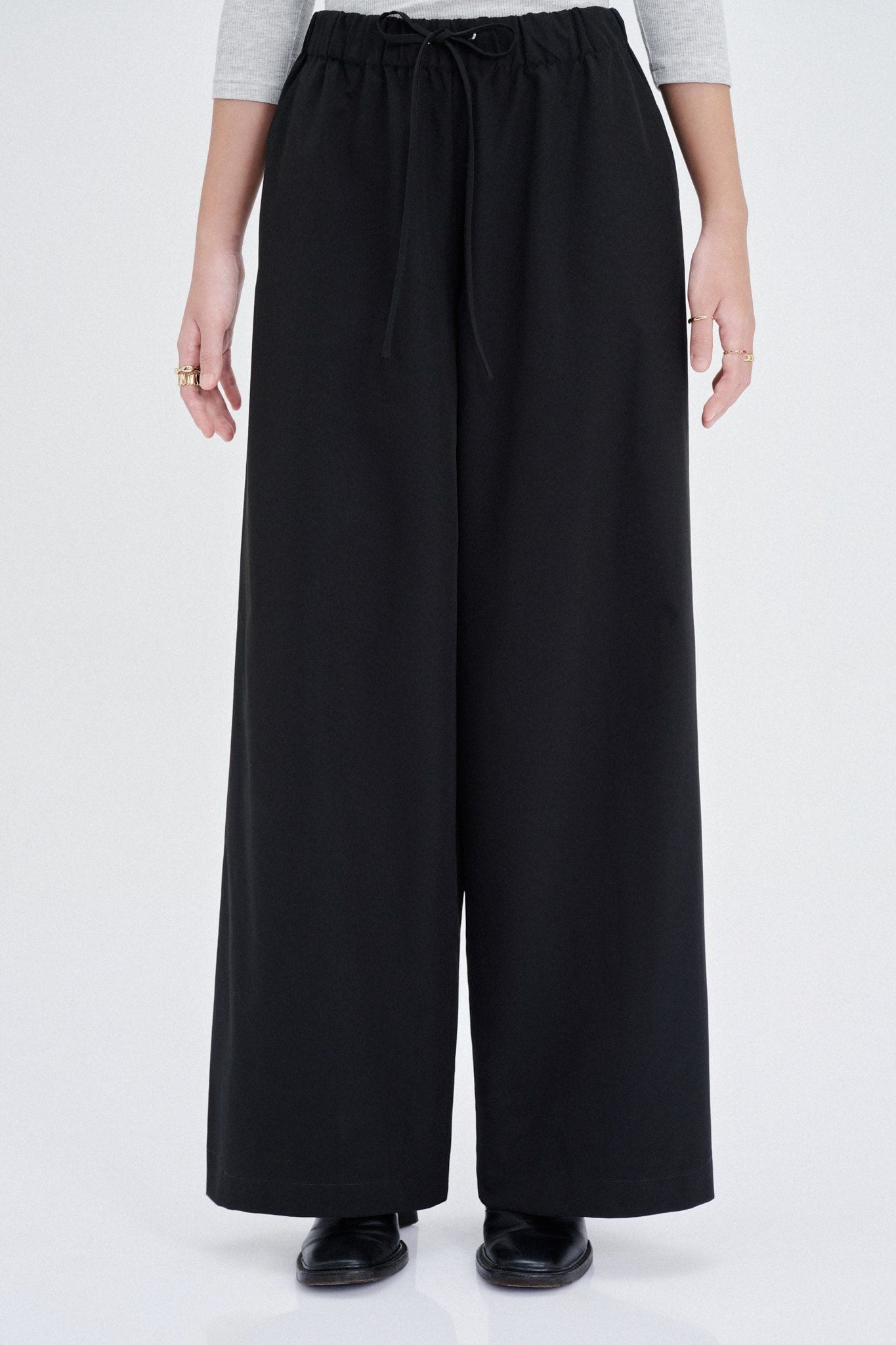  Black Parachute Trousers 