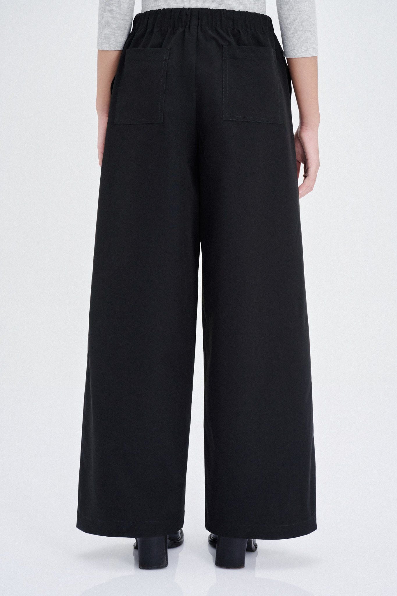 Black Parachute Trousers 