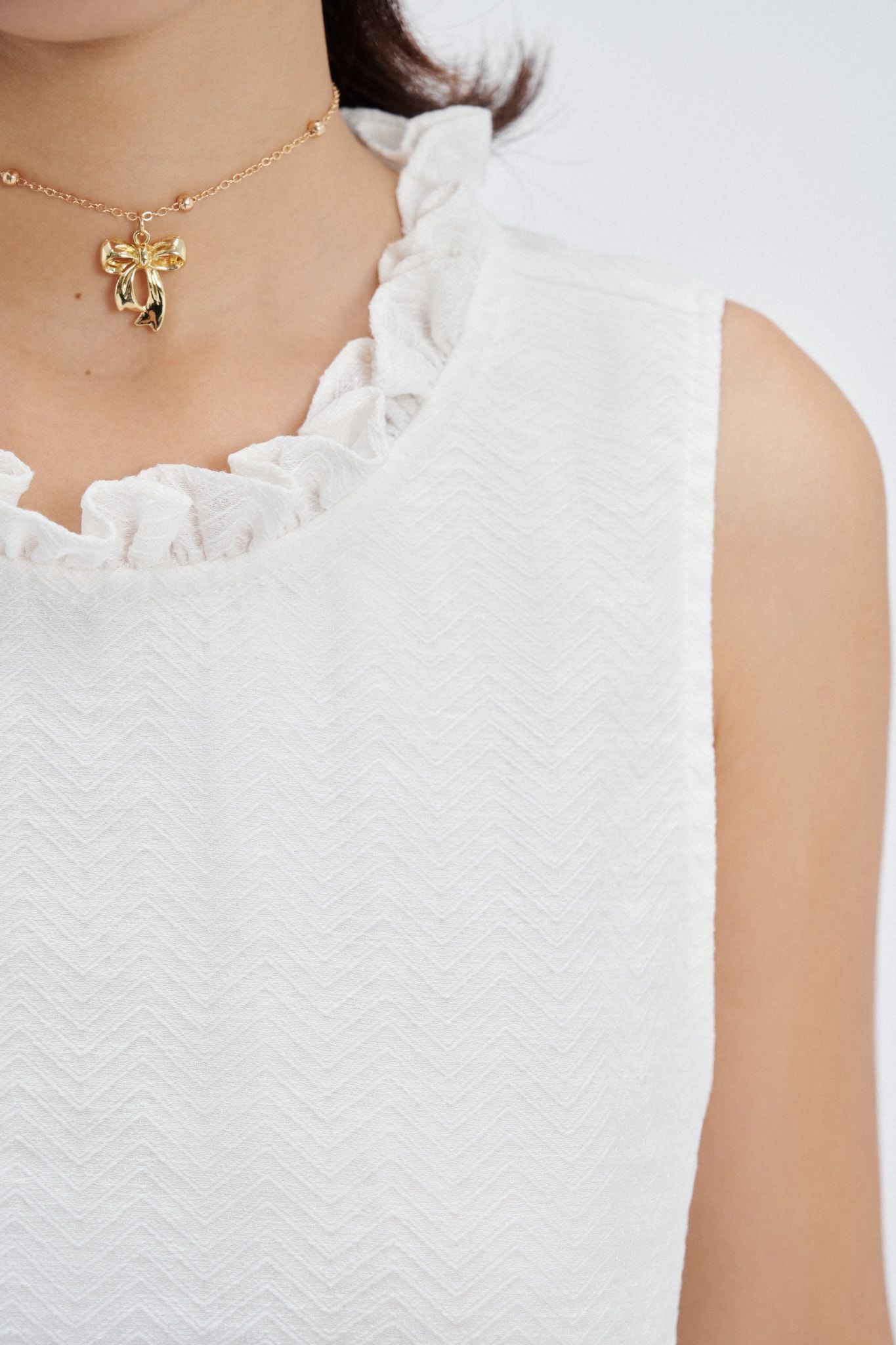  Áo kiểu - Sleeveless Overlap Top - LIBÉ 7390 