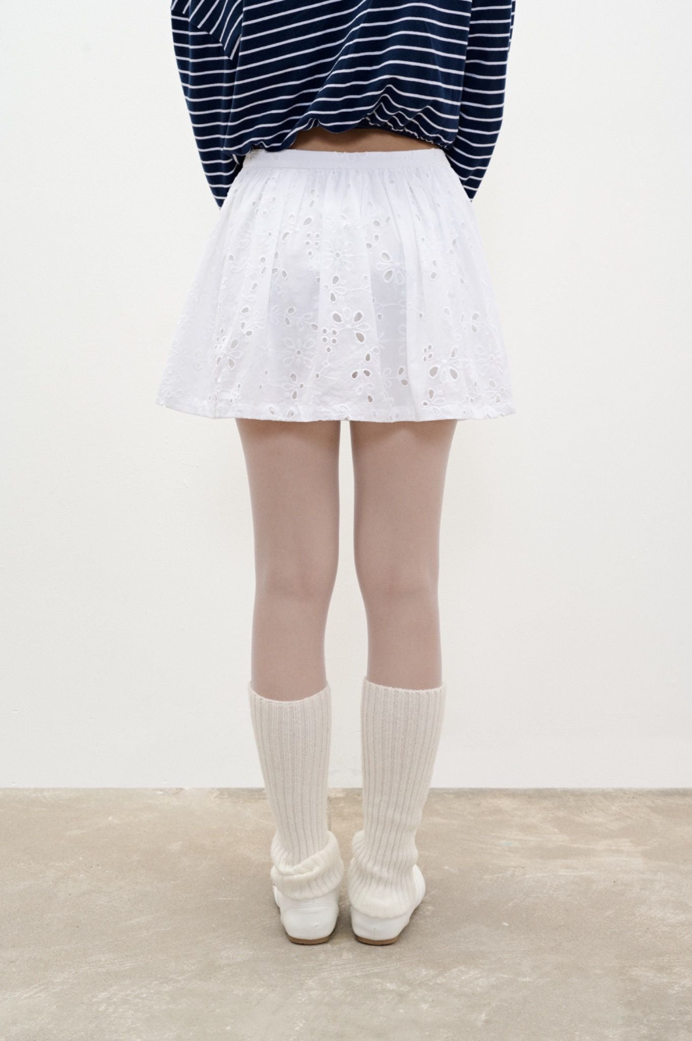  White Embroidered Mini Skirt 