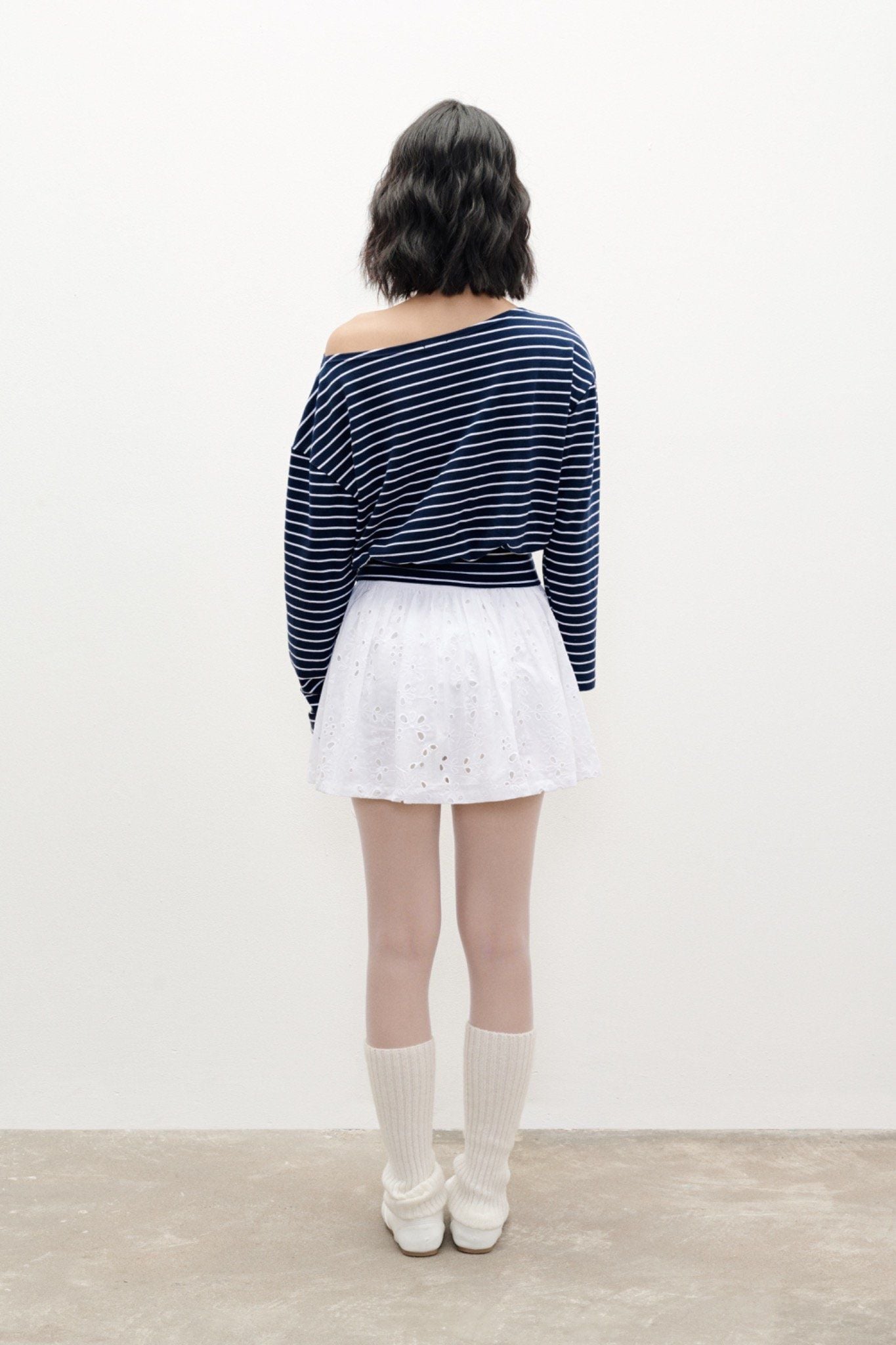  White Embroidered Mini Skirt 