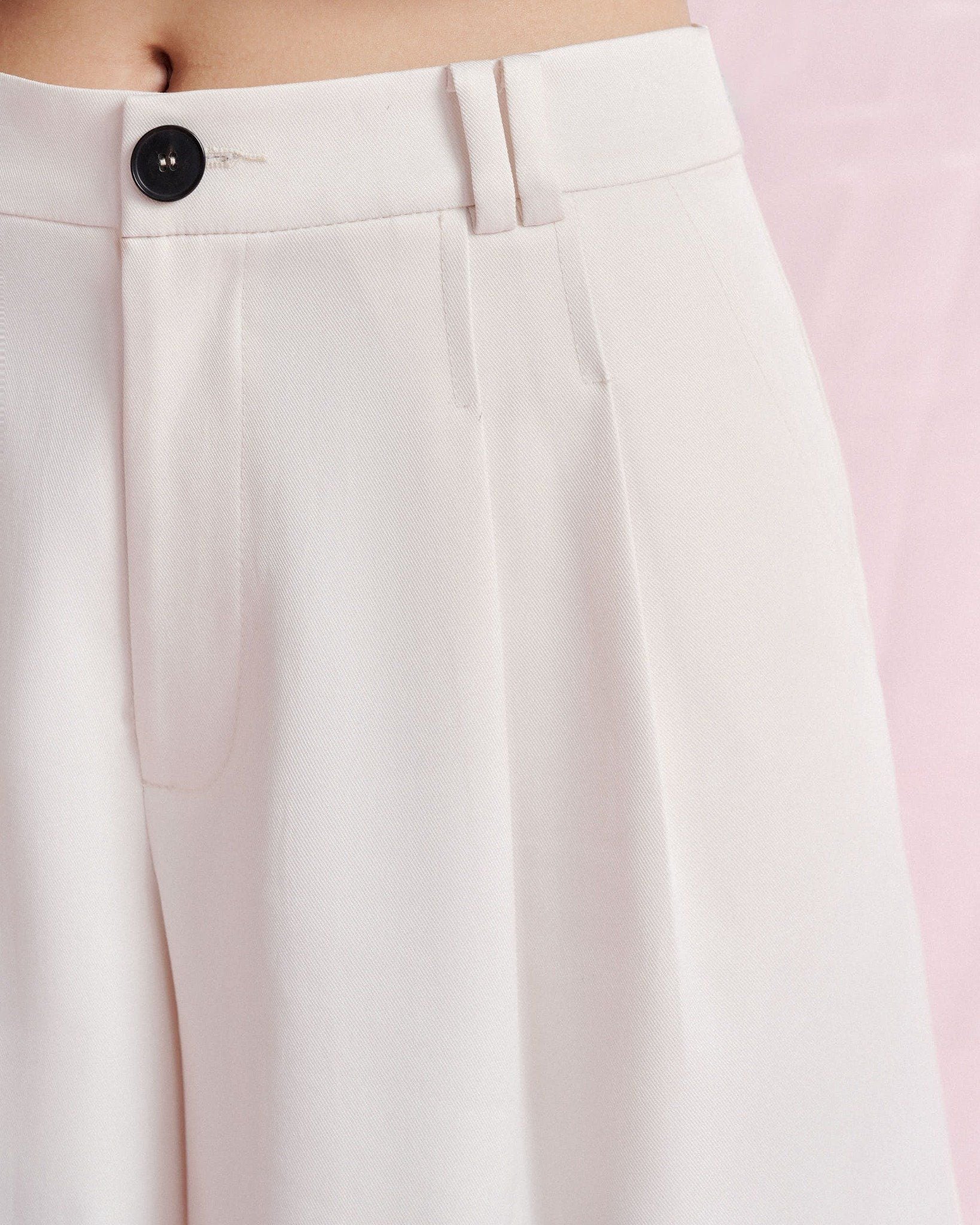  Ivory Bermuda Shorts 