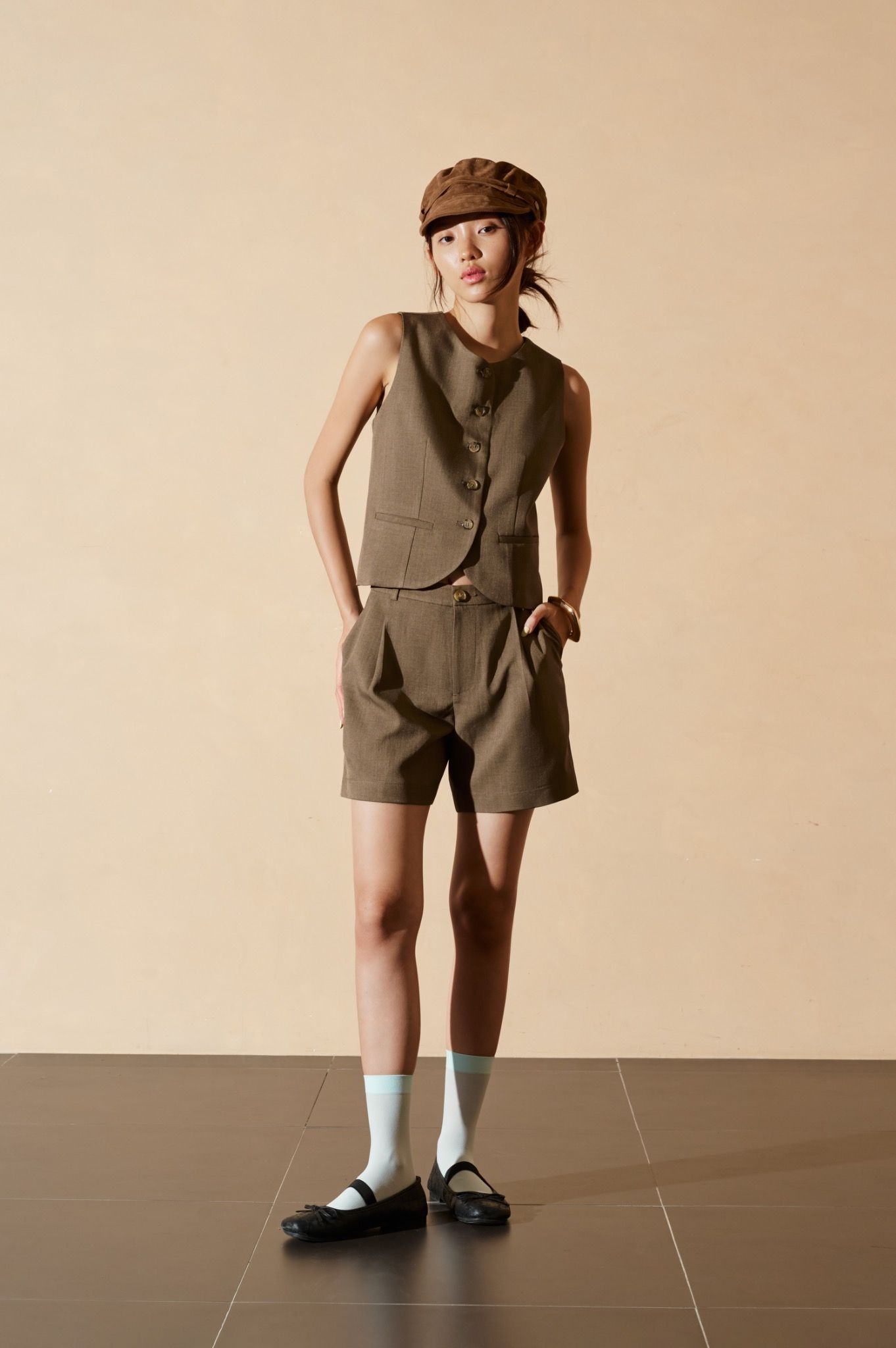  Brown Regular Fit Gilet Top 