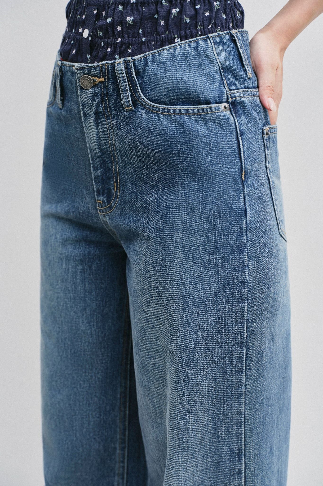  Quần Jeans ống thẳng - Blue Straight Leg Jeans - LIBÉ 7599 