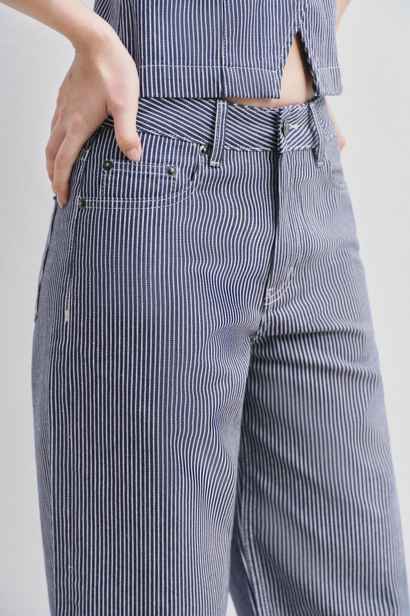  Quần Jeans ống thẳng - Straight Leg Jeans - LIBÉ 7817 
