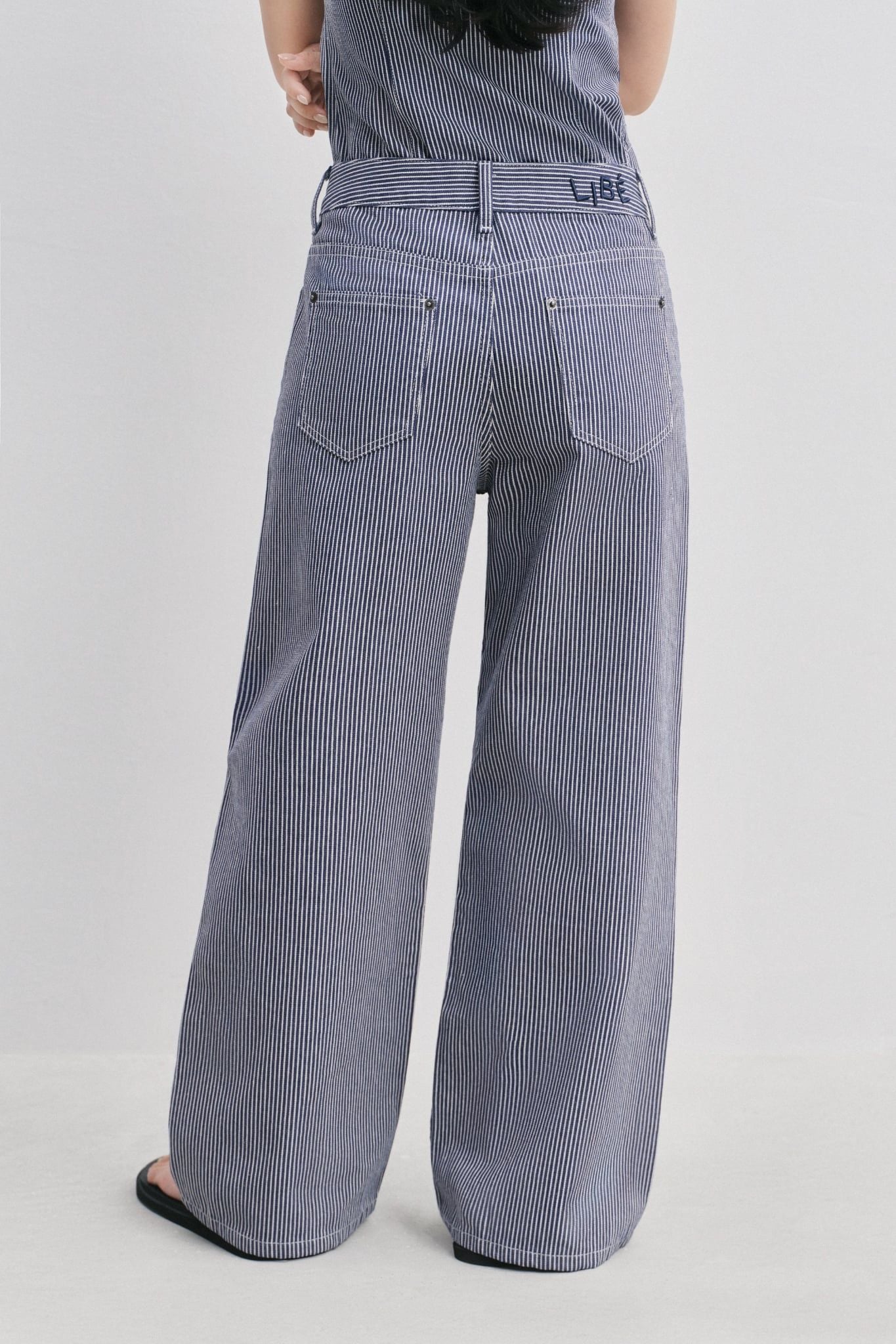  Quần Jeans ống thẳng - Straight Leg Jeans - LIBÉ 7817 