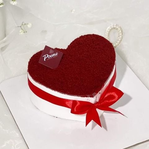 GATO KEM TƯƠI PHỦ RED VELVET