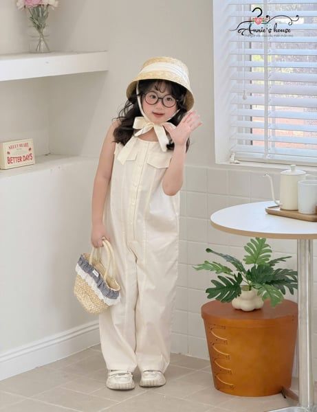  Nori Jumpsuit – Jumpsuit Dài Sát Nách Túi Hộp - Trắng Kem 