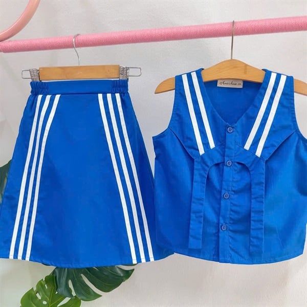  Mira Set – Set Áo Váy Viền Trắng Phối Màu Xanh Tươi Mát 