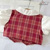  Holly Set – Áo sơ mi cổ búp bê phối gile caro đỏ, quần xếp li năng động 