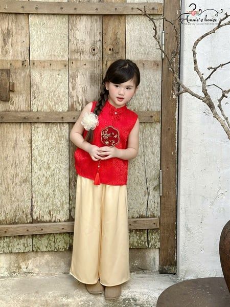  Nhã Set – Set áo gấm lụa rút tà phối quần lụa nude dáng suông - Áo đỏ 