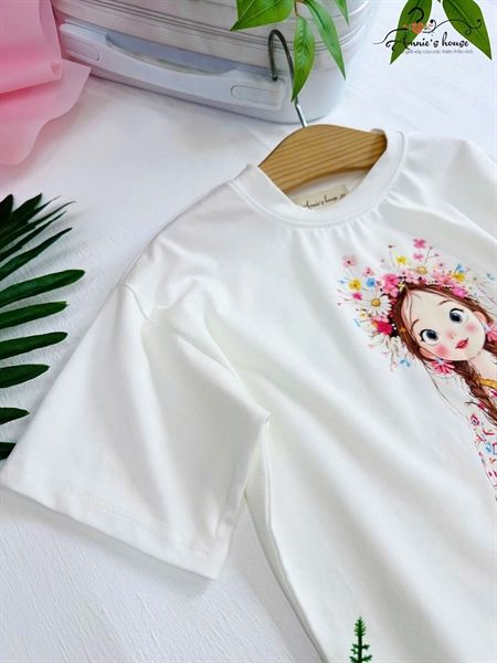  Áo thời trang Belle Fleur - Áo thun in hình cô gái - Trắng 