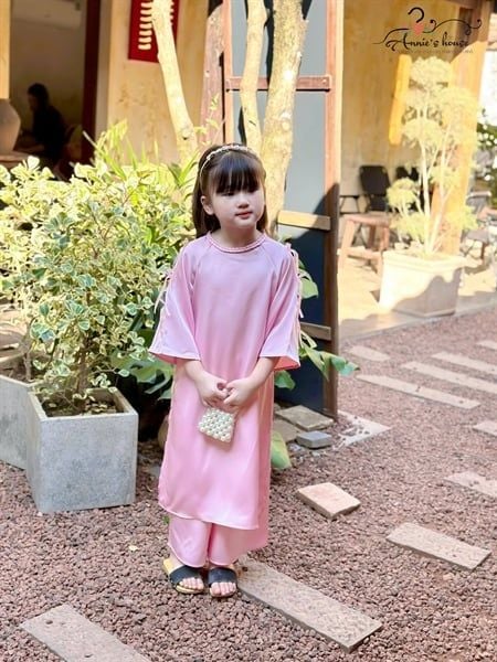  Áo Dài Yên Khuê – Cổ Bím Đính Nơ Dịu Dàng - Màu Hồng 