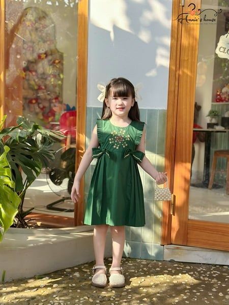  Clara Dress – Đầm Bèo Xếp Thêu Hoa Nơ Eo - Xanh 