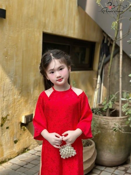  Áo Dài Gấm Khuê Liên Cổ Yếm - Màu đỏ 