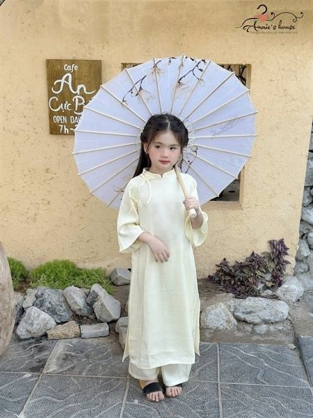  Áo Dài Ngọc Yên Đính Hạt - Màu Vàng 