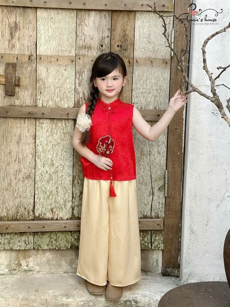  Nhã Set – Set áo gấm lụa rút tà phối quần lụa nude dáng suông - Áo đỏ 