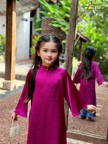  Áo Dài Cách Tân Vỹ Sắc – Gấm Mờ Phối Xanh Lam 