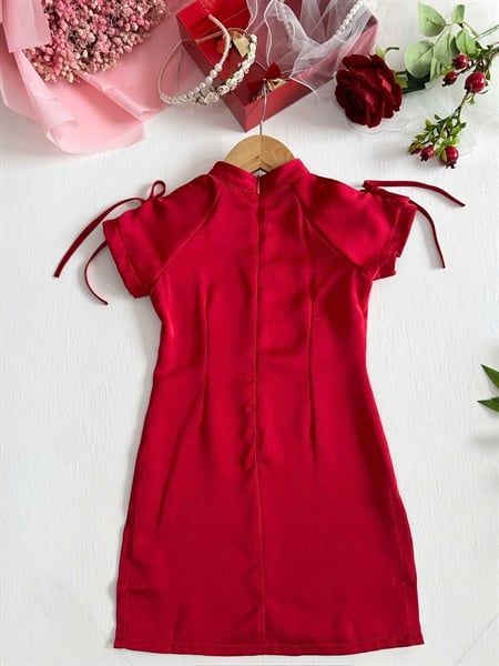  Hồng Yên Dress - Đầm sườn xám đỏ đính ngọc trai 