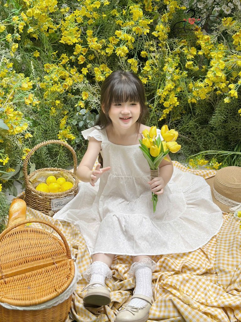  Đầm xòe cánh Bướm - Trắng 