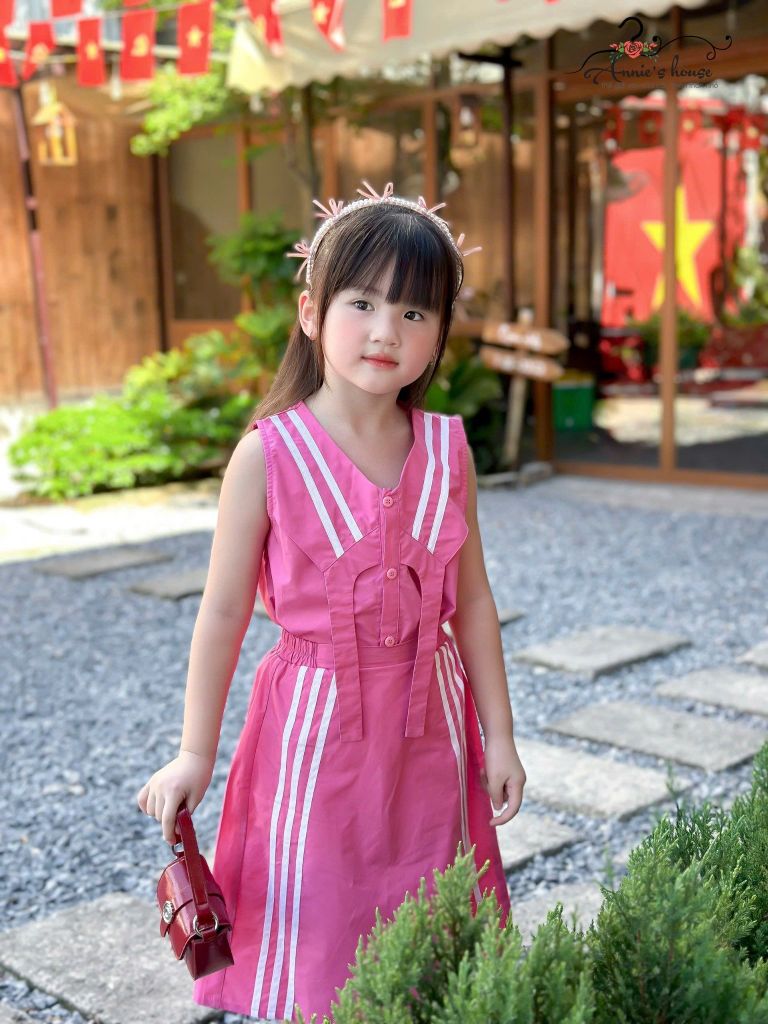  Mira Set – Set Áo Váy Viền Trắng Phối Màu Hồng 