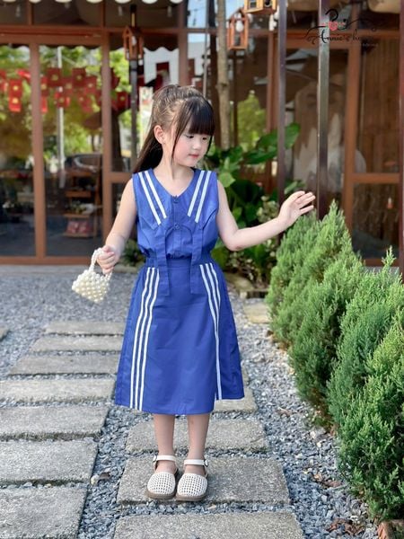  Mira Set – Set Áo Váy Viền Trắng Phối Màu Xanh Tươi Mát 