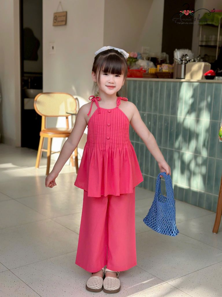  Mai Hạ Set – Set yếm linen xếp pli cao cấp cho bé gái - Hồng 