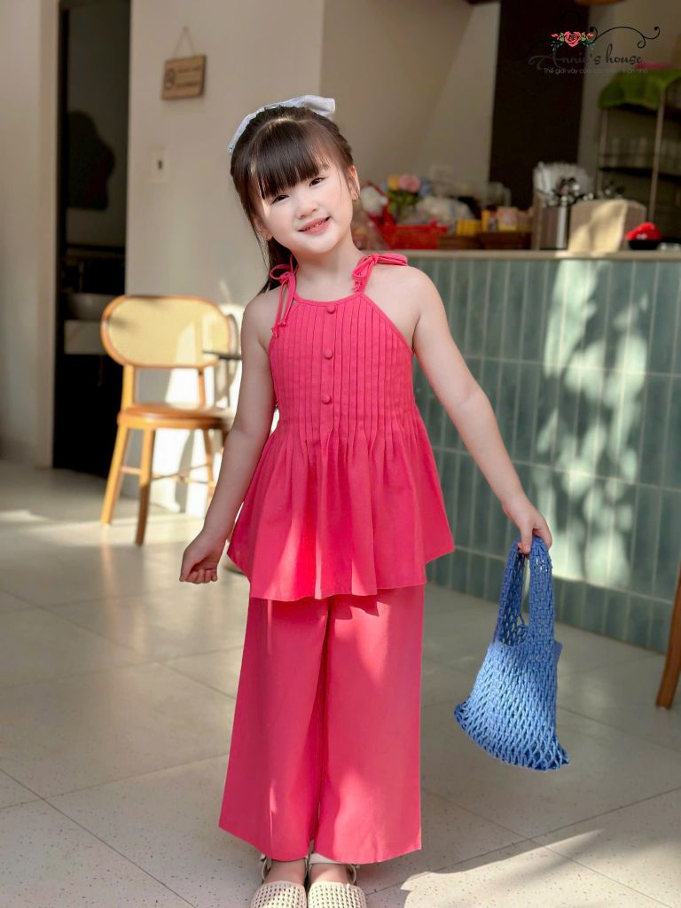  Mai Hạ Set – Set yếm linen xếp pli cao cấp cho bé gái - Hồng 